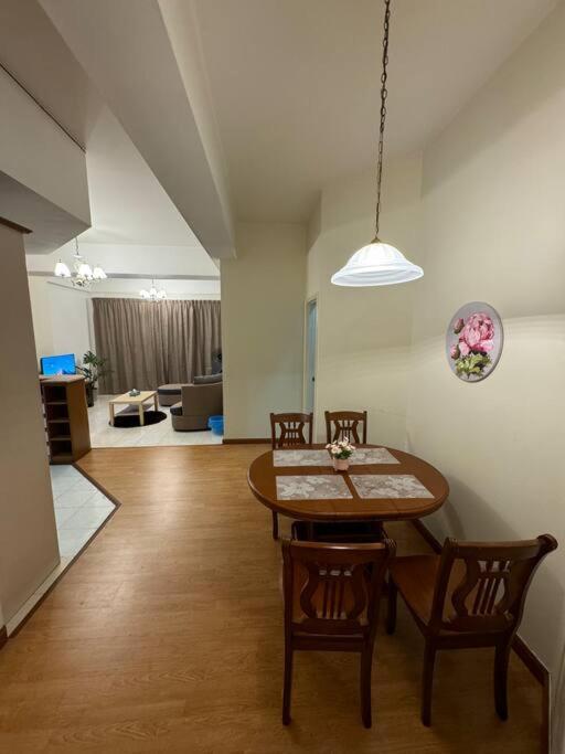 Riverview Home @Waterfront Kch 古晋 外观 照片