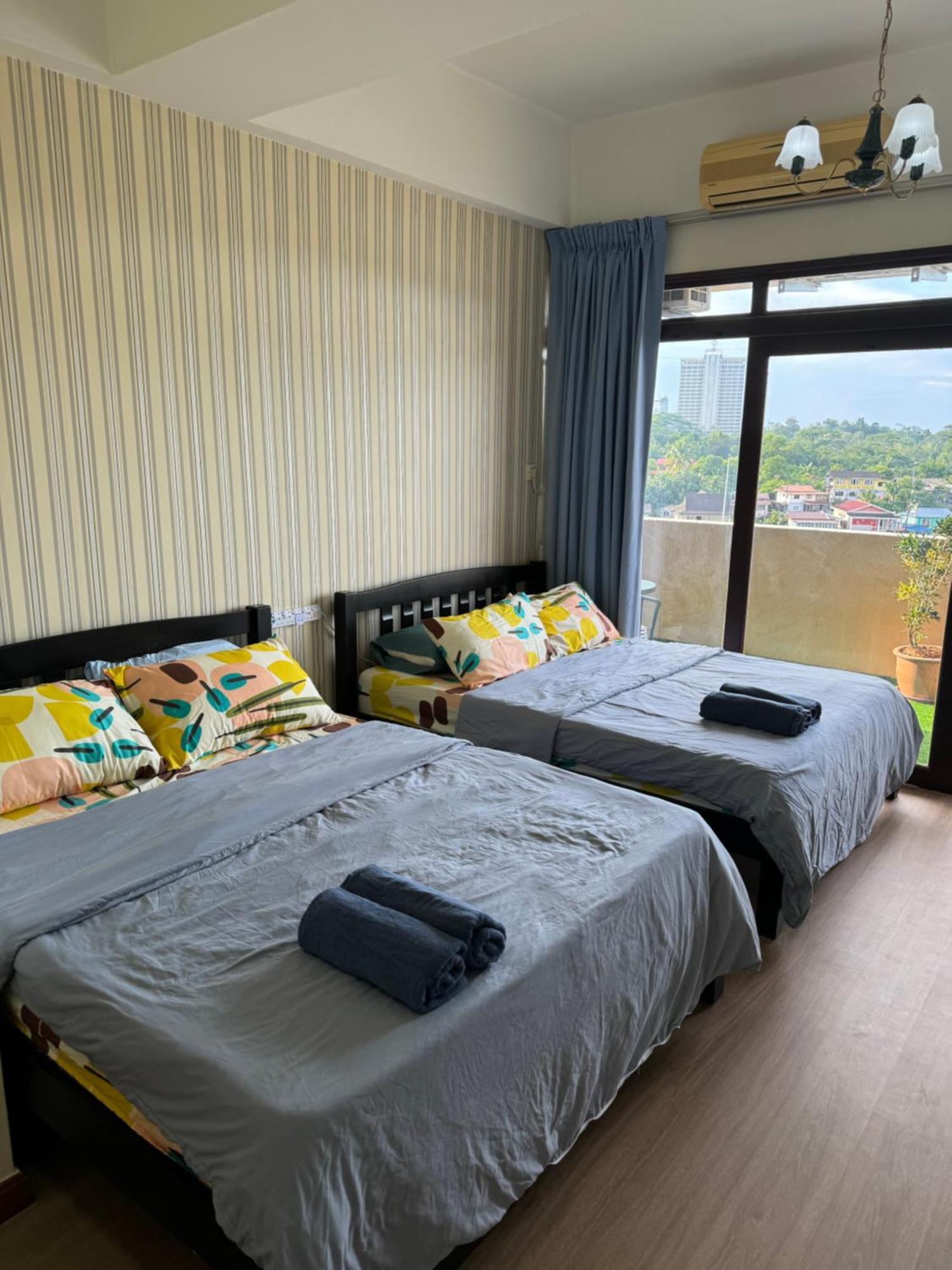 Riverview Home @Waterfront Kch 古晋 客房 照片